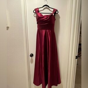 Bill Levkoff bridesmaid dress (Style 1613)